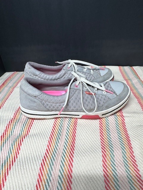 Woman's Size 9