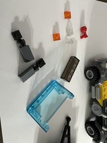 Pieces for LEGO #60073 City Service Truck - Incomplete