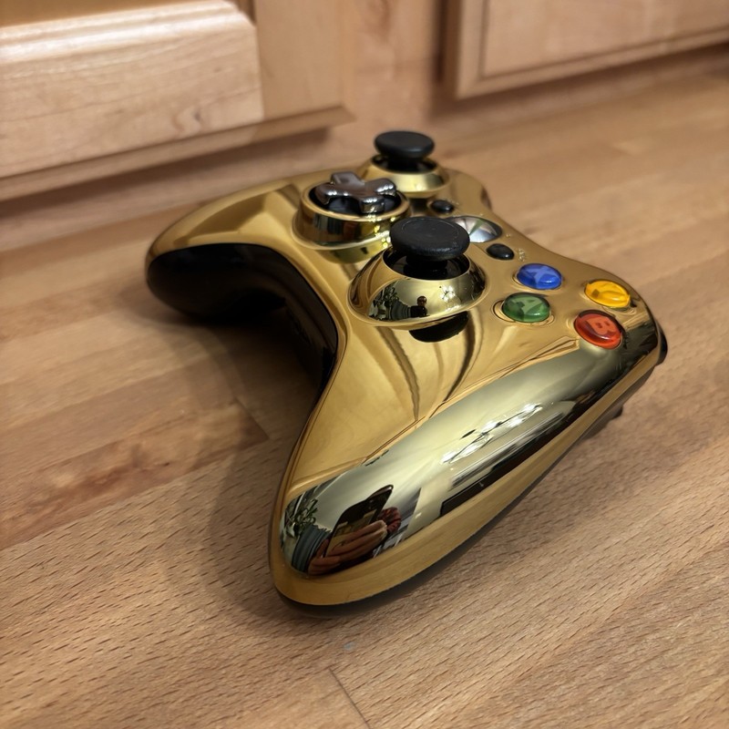 Pristine Xbox 360 Gold Controller Metallic Limited Edition - Tested