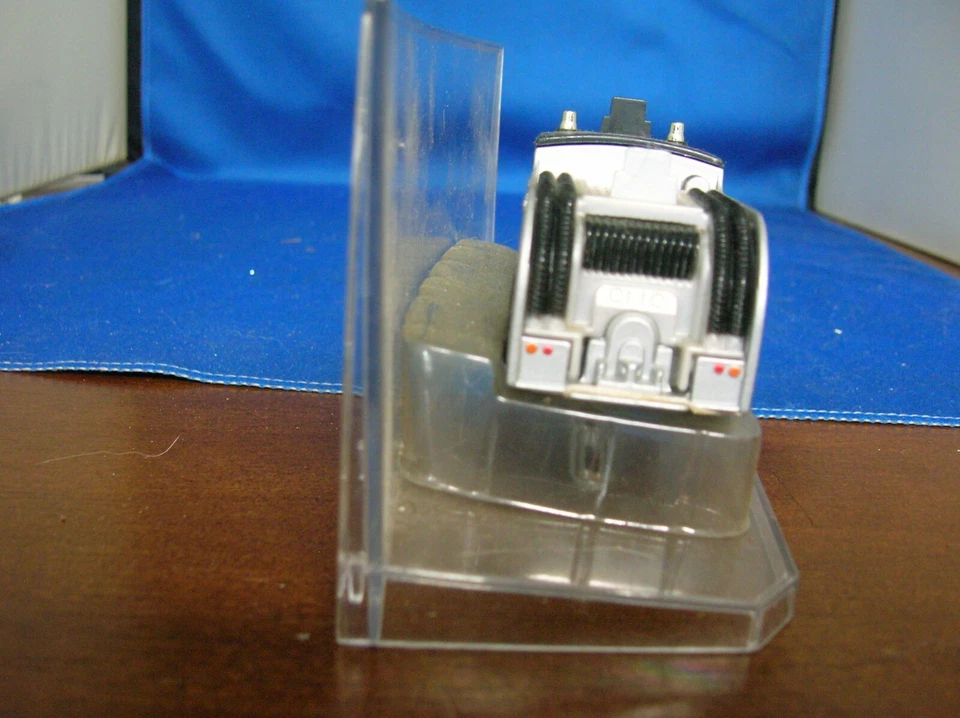 Corgi CS90103 Dennis F8 Pump Escape-Devon,series #7 history of fire fighting - Image 3 of 4