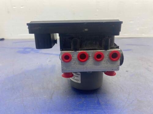 2018-2023 GMC ACADIA OEM 3.6L FWD ANTI LOCK ABS BRAKE PUMP CONTROL MODULE *63K* - Picture 4 of 13