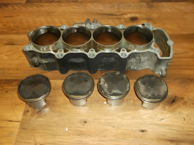 Kawasaki ZX6R ZX636B Bj.03-04 Zylinder Zylinderbank mit Kolben - Bild 1 von 4