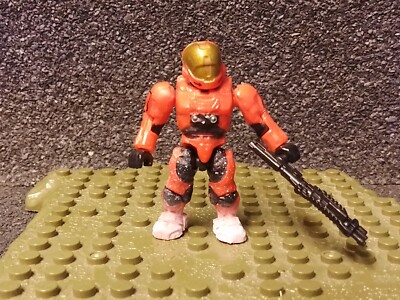 HALO MEGA BLOKS UNSC RED SNOWBOUND ARMOR SPARTAN EVA FIGUR. Mega Construx A28