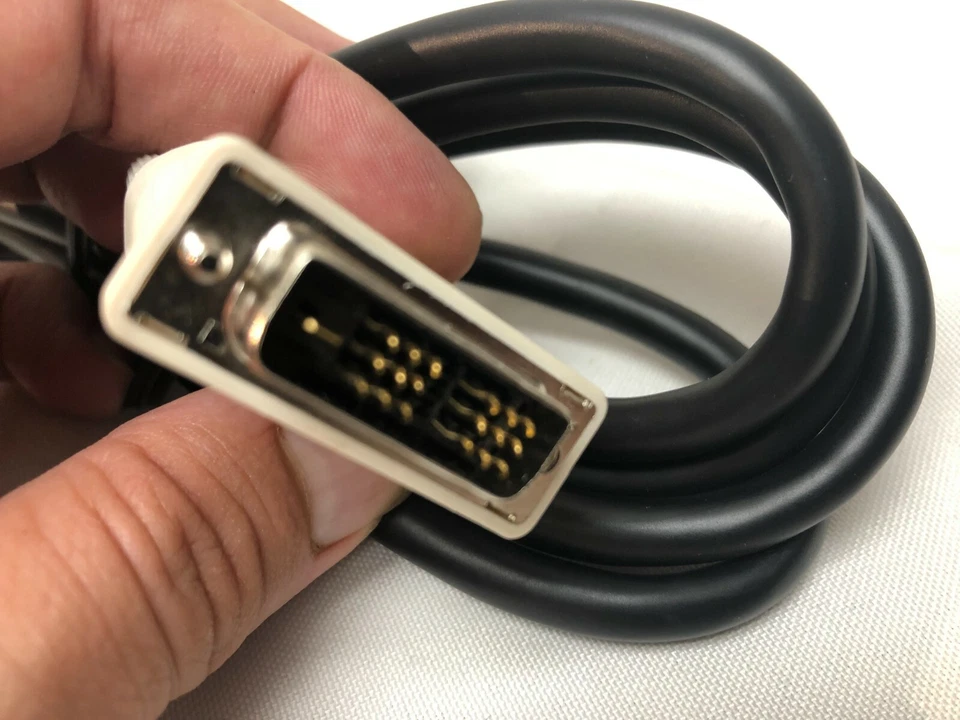 DVI-D single link 6ft to DVI-D single link Cable Digital AWM 20276 - E81280-D  - Image 3 of 4