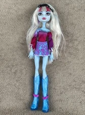 Monster High Doll - Abbey Bominable VIM Music Festival