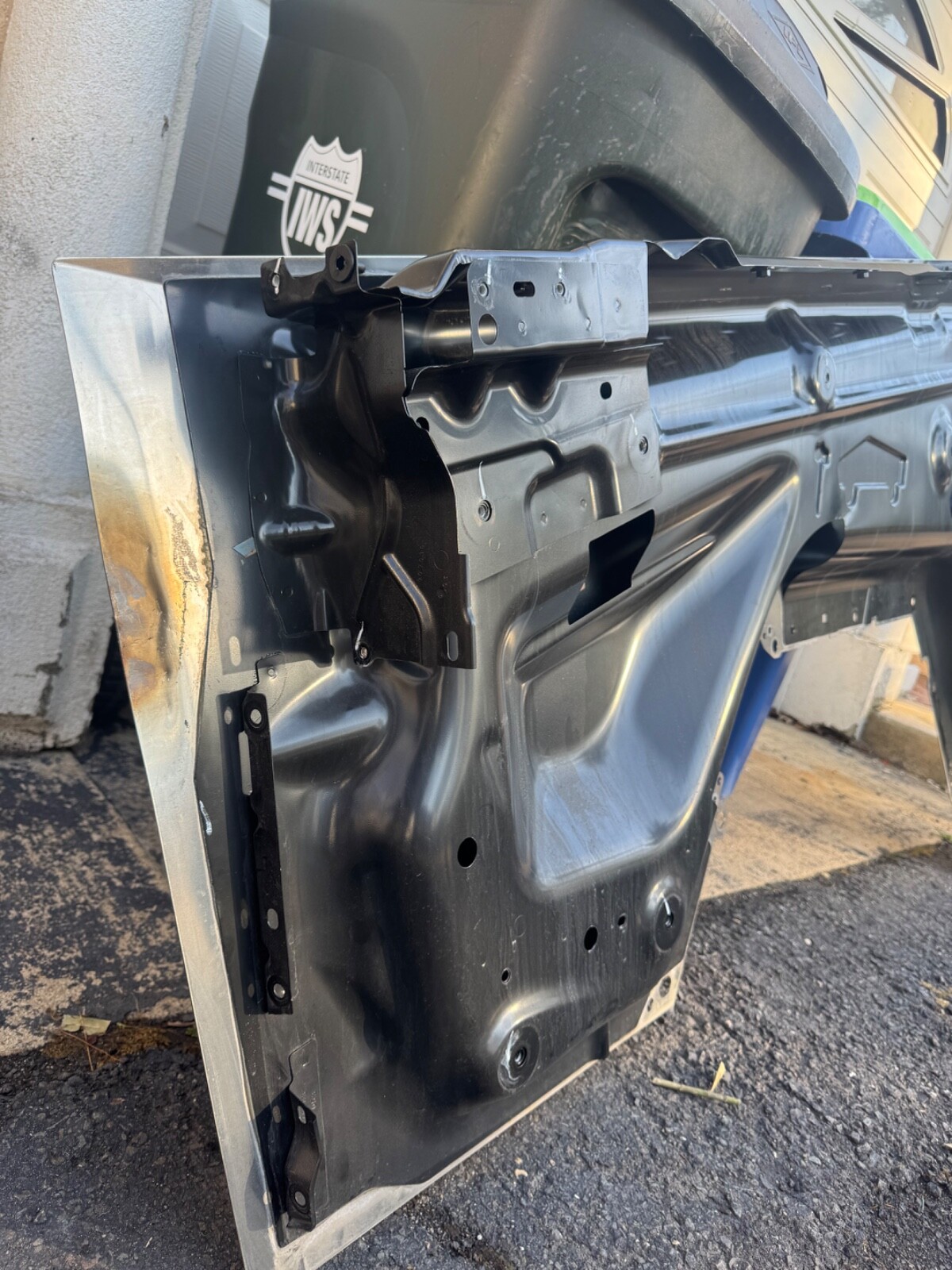 Driver  Quarter Panel Fender Sail  Left  1928316 - 00 - A  Cybertruck 2024 *Note