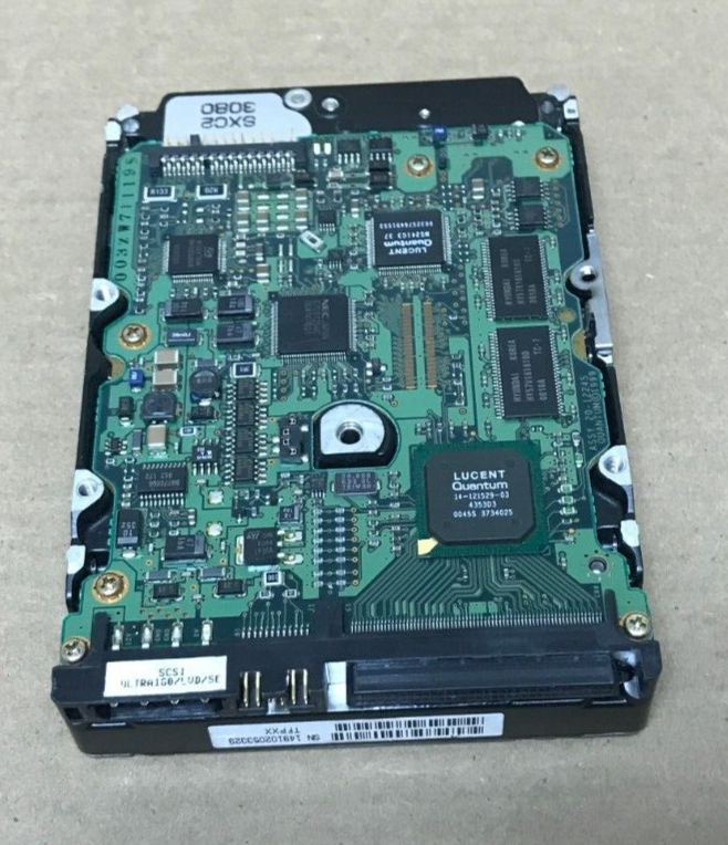 Quantum Atlas V 3.5 Series 9.1GB68 PIN SCSI Hard Drive XC09L011