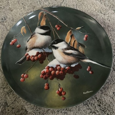 VTG  The Chickadee  Fine China Plate By Kevin Daniel Ltd Edition Knowles 1986