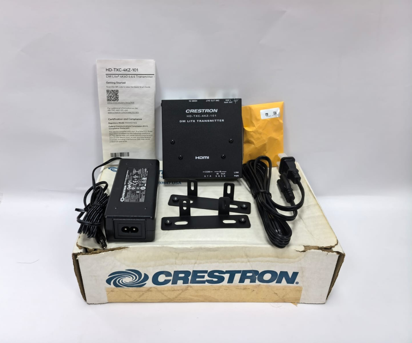 Crestron 6511811 CRESTRON HD-TXC-4KZ-101 DM LITE TRANSMITTER 6511811 1