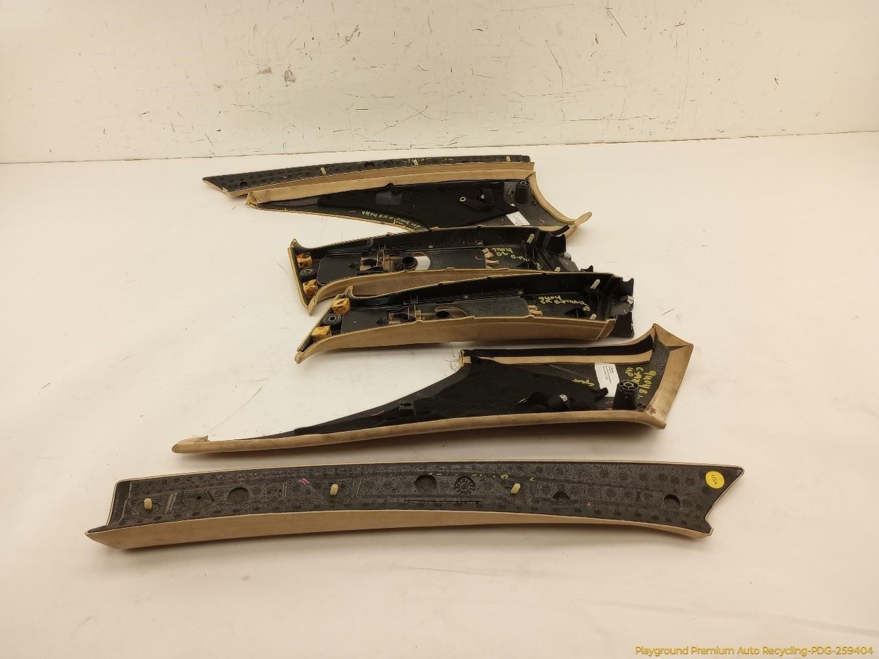 Maserati Quattroporte 2003-2008 Right Upper Trim panels Set