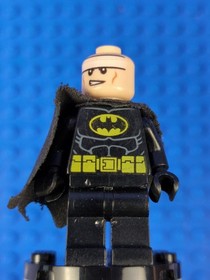 Lego Super Heroes: Batman - Black Suit with Yellow Belt sh016a Set 30160
