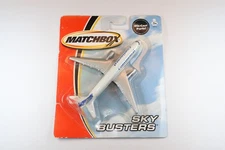 Matchbox Sky Busters Commercial Continental Airlines Boeing 777-200 White