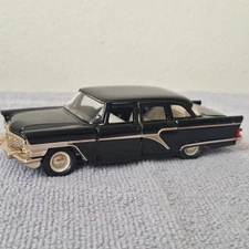 ANTIQUE CHAIKA CHAYKA Gaz 13 car model A15 1:43 made in USSR