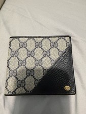 Gucci  Wallet GG Canvas from the accessories collection 