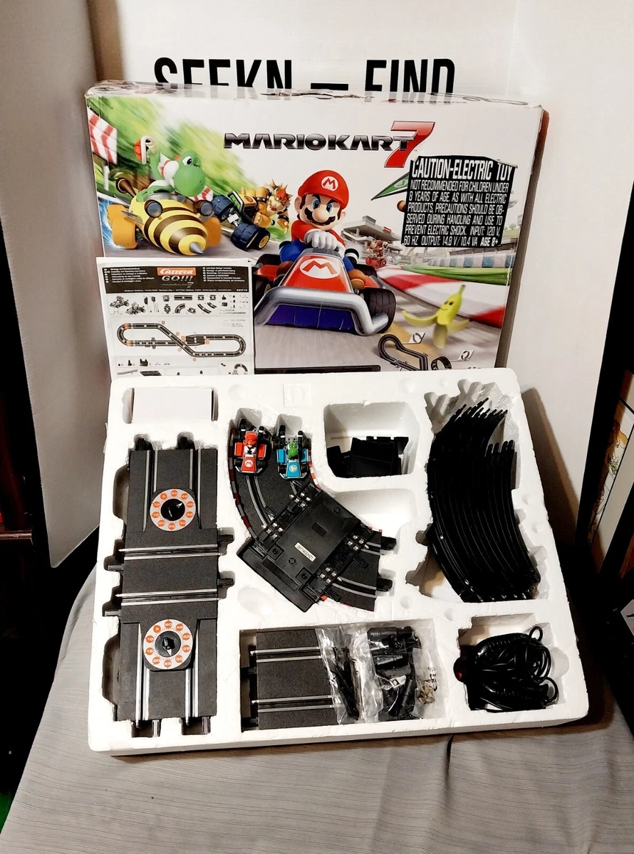 Mario Kart Carrera Go!!! 8 Slot Racing Set