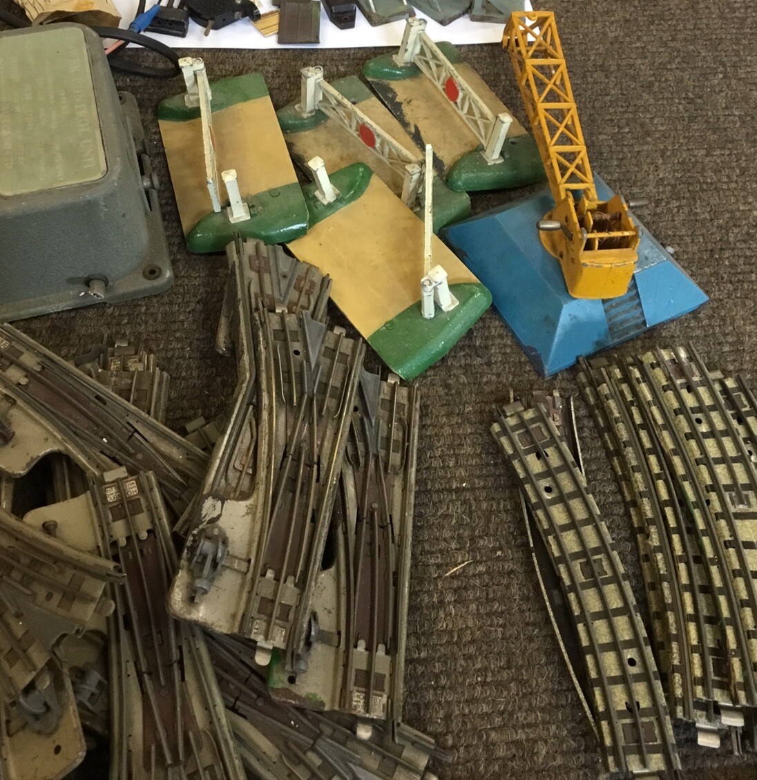 Vintage Hornby Dublo Model Railway Track & Accessories Figures Trains