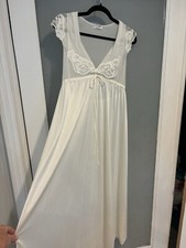 Vintage ROSA PULEO-SZULE M LILY OF FRANCE 70s Ivory Long Nightgown Lace