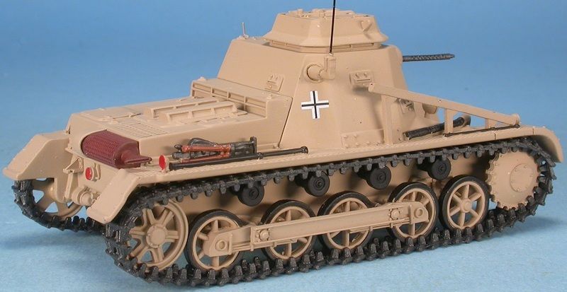 MASTER FIGHTER 1/48 TANK ALLEMAND PZ BEFEHLSWAGEN AUSF B AFRIKORPS