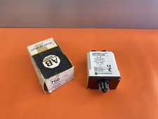Allen Bradley 700-HV32AA1 Repeat Cycle Timer 1/4HP 10A 120VAC 50/60Hz