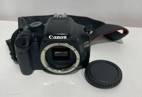 Canon EOS 550D DSLR Camera 18MP Body Only + 1x Battery & Charger (BN1)