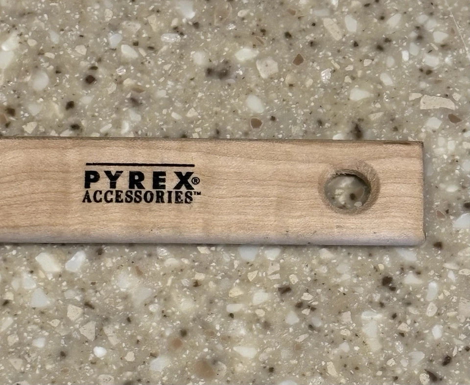 Pyrex Accessories Silicone Scraper Spatula 11 1/2” Dark Green Wood Handle - Image 3 of 3