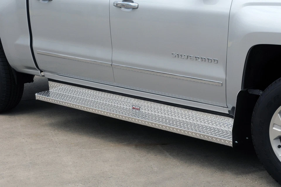 For Chevy Silverado 2500 HD 01-14 Dee Zee 6" Brite-Tread Silver Running Boards - Imagem 3 de 4