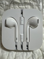 Genuine Apple Earbuds 3.5mm Plug Wired Earphones With Case iPhone iPod iPad NEW