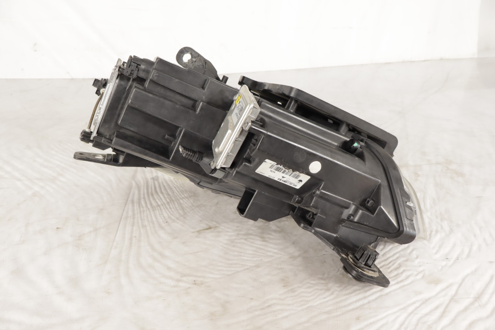 2014-2018 MASERATI GHIBLI RIGHT PASSENGER FRONT HEADLIGHT HEADLAMP XENON HID OEM