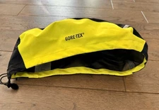 GORE Bike Wear Cycling Helmet Cap Cover Medium Black/neon Yellow