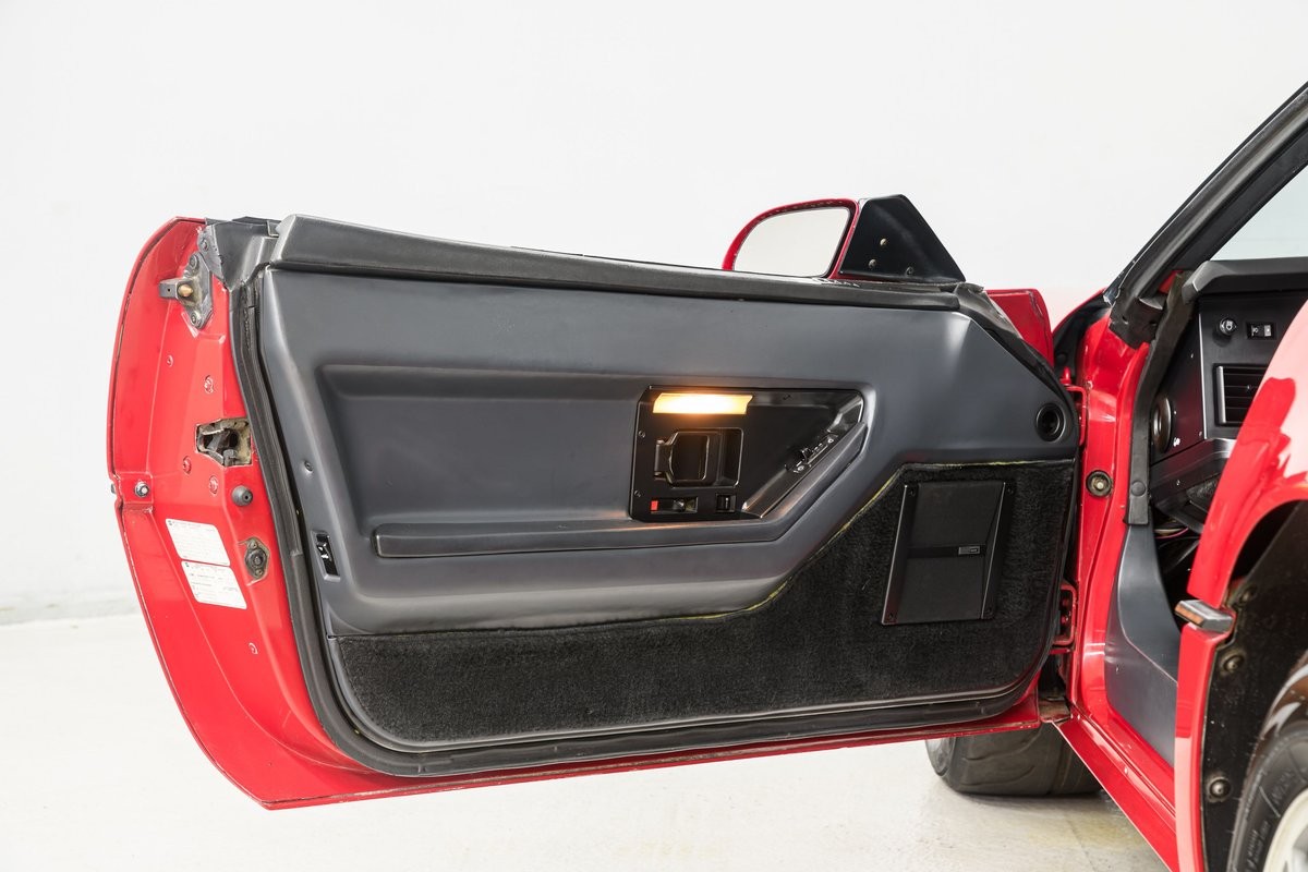 1987 Bright Red Chevrolet Corvette   | C4 Corvette Photo 10