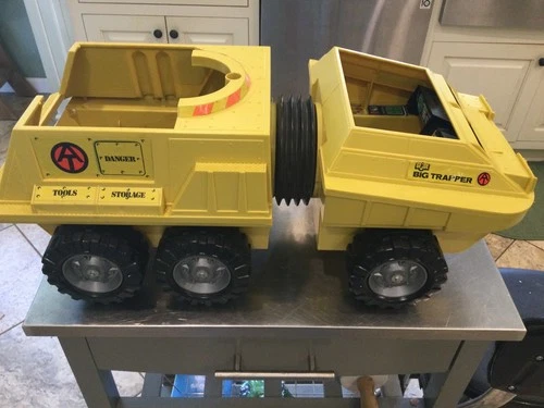 Adventure team GIJoe Big Trapper, Great Condition