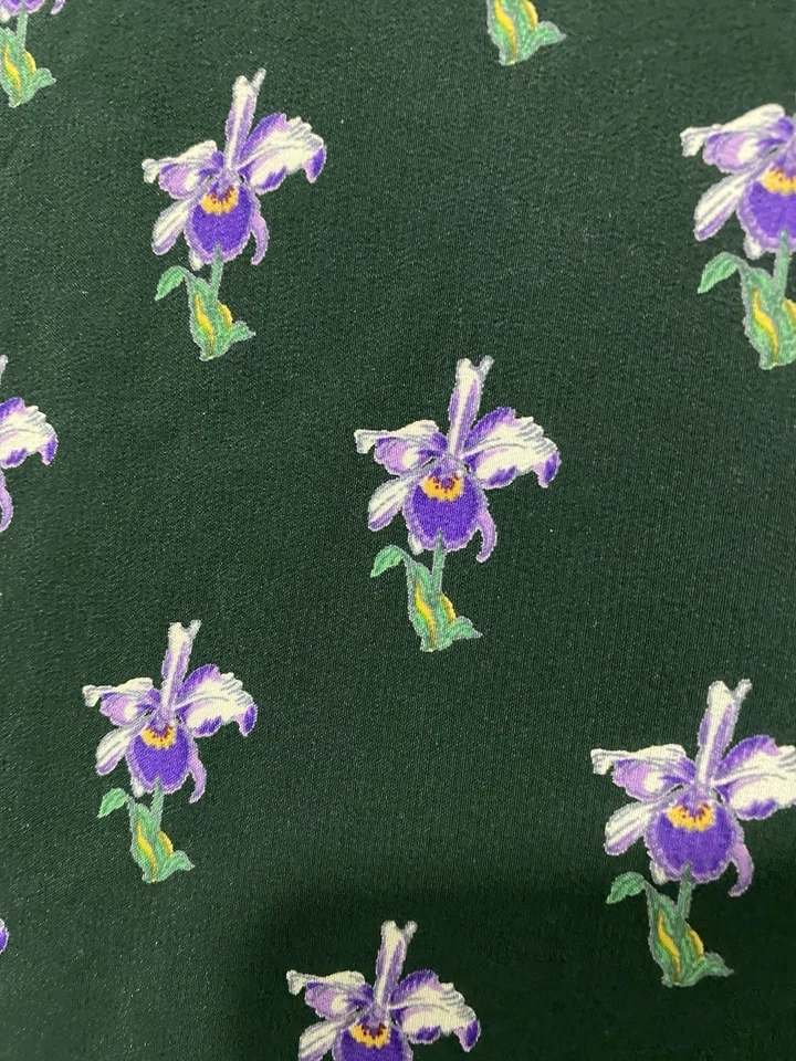 Bufanda para mujer FIORIO vintage verde seda con patrón de flores 33”/35” BUEN ESTADO Foto 3 de 4