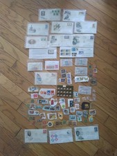 Zestaw vintage USPS i międzynarodowych znaczków pocztowych Zestawy kolekcjonerskie