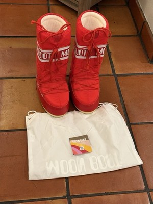 Moonboot Unisex Men s Women s Icon Red Nylon Snow Boots US 7-8.5
