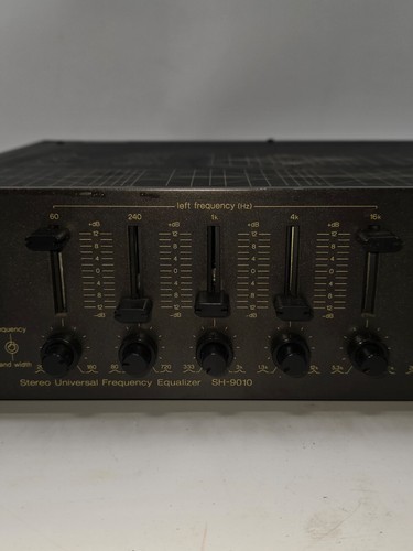 TECHNICS BY PANASONIC, STEREO UNIVERSAL FREQUENCY EQUALIZER, SH-9010, POWERS ON - Picture 6 of 24