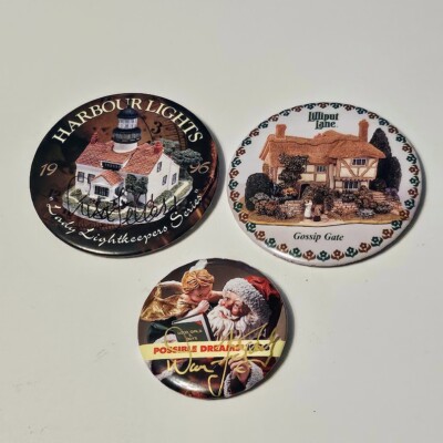 VTG 1996 Lilliput Lane Gossip Gate Harbour Lights & Possible Dreams Pin Backs