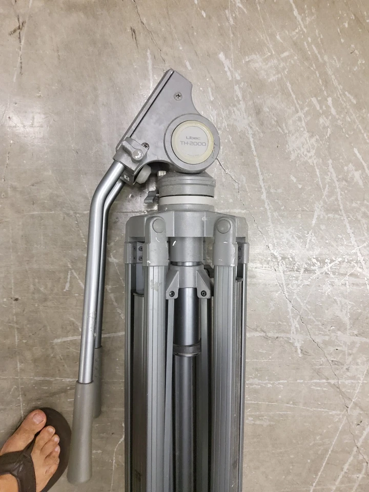 Libec th 2000 camera tripod - Image 4 of 4