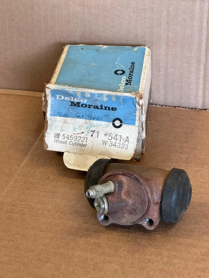 1960-71 Chevy Truck NOS Delco Moraine Hydraulic Wheel Brake Cylinder GM 5459221 - Image 3 of 4