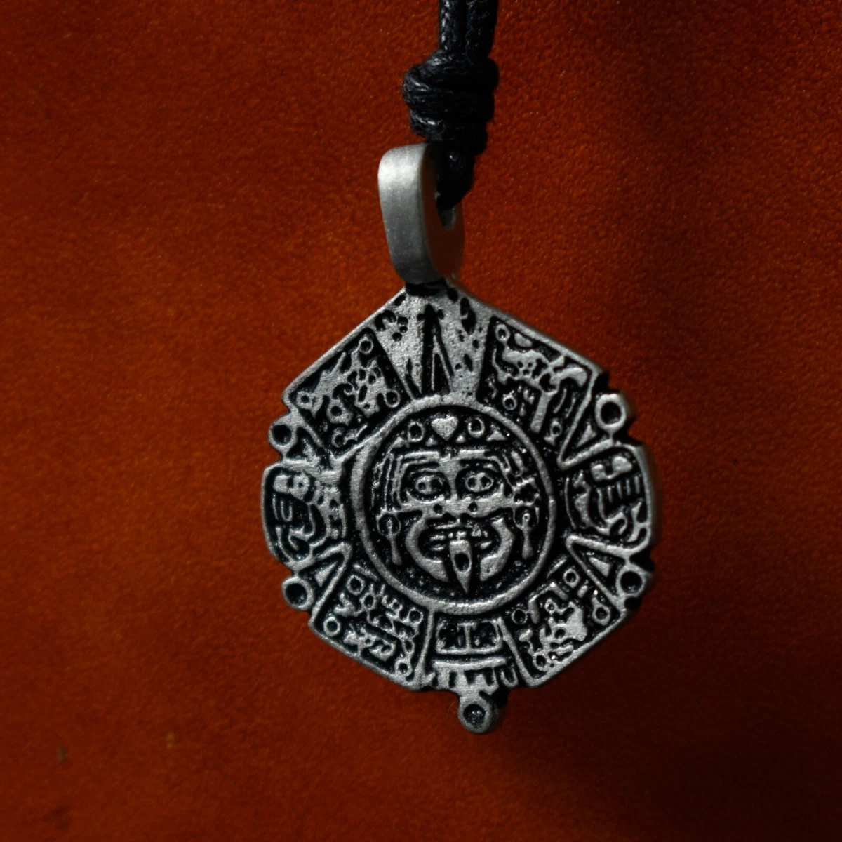 new-aztec-mayan-face-calendar-silver-pewter-charm-necklace-pendant-jewelry-ebay