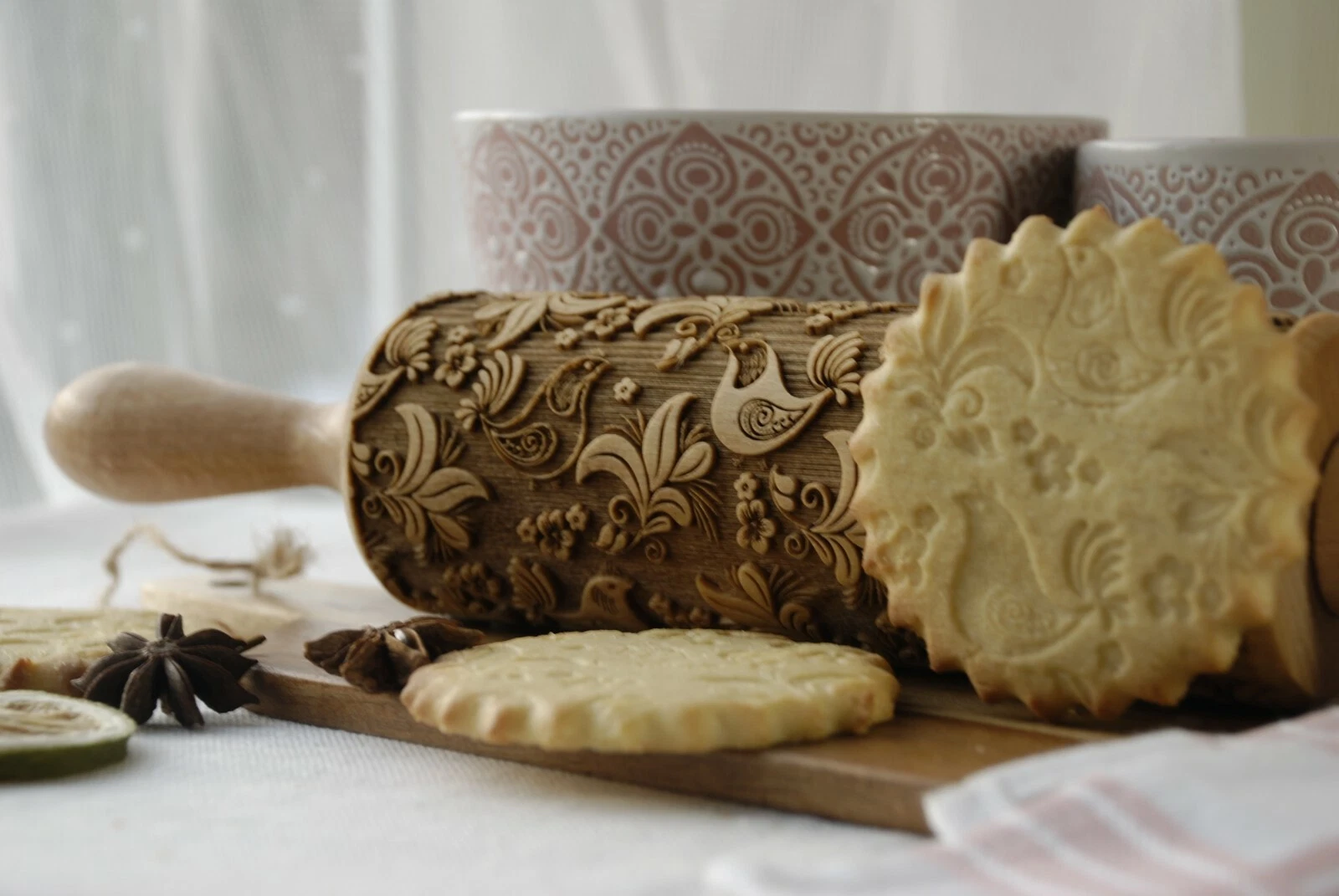 Engraved Wooden Rolling Pin Embossed Rolling Dough Roller Carved Textured
Opens in a new window or t