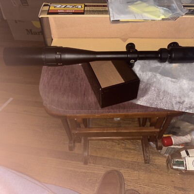 BSA Mil-dot Illuminated 24-40 Rifle Scope. 6x20
