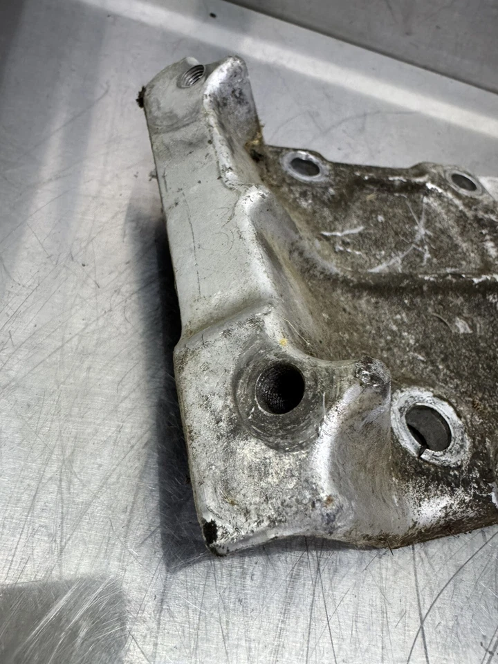 Пластина крепления двигателя 1979 80 81 KAWASAKI Drifter SA 340 - Изображение 2 из 4