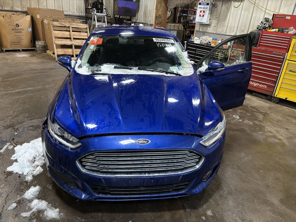 二手右前门窗调节器 前部适合:2014 福特 Fusion 电动 wit — 第 2/4 张图片