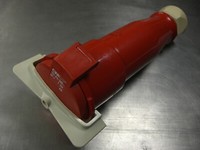 Cee-Kupplung 125A 400V 4-Polig 6H IP67 Mit Pilotkontakt