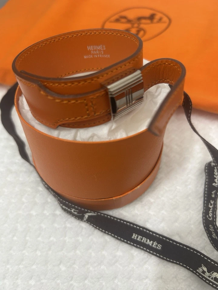 Brazalete Pulsera Cuero Hermes “Artemisa” Icónico Color Naranja. Foto 3 de 4