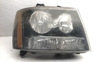 2007-2014 Chevy Tahoe Passenger Right Head Light Oem Front Lamp With Bracket 2007-2014 Chevy Tahoe Passenger Right Head Light Oem Front Lamp With Bracket