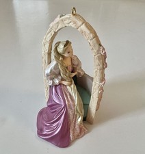 2002 Hallmark Keepsake BARBIE AS Rapunzel Orn...
