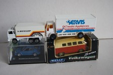 Small lot of railway scale models inc VW camper, Servis and Dunlop trucks