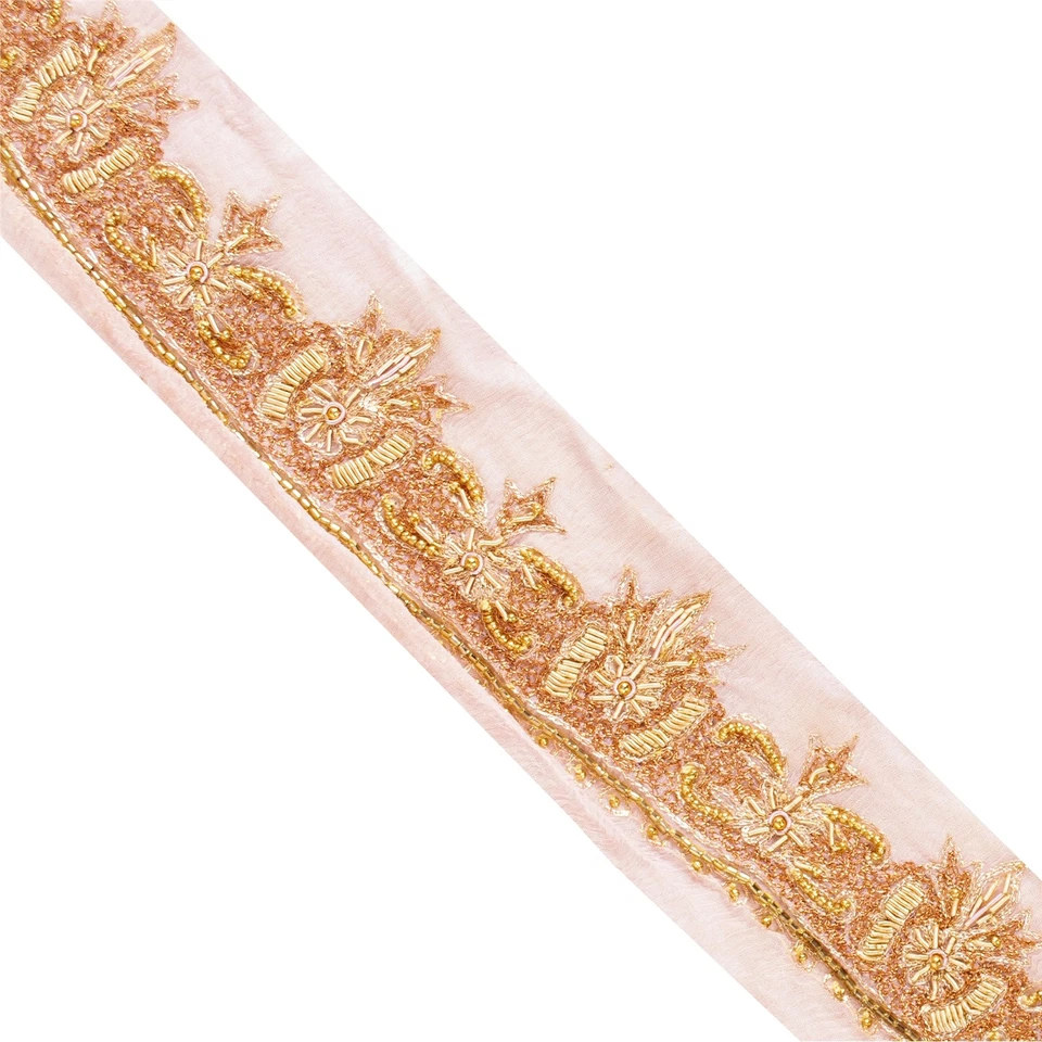 Cinta de decoración con borde de sari antiguo con cuentas a mano de 1 yarda de colección sánscrito Foto 2 de 4