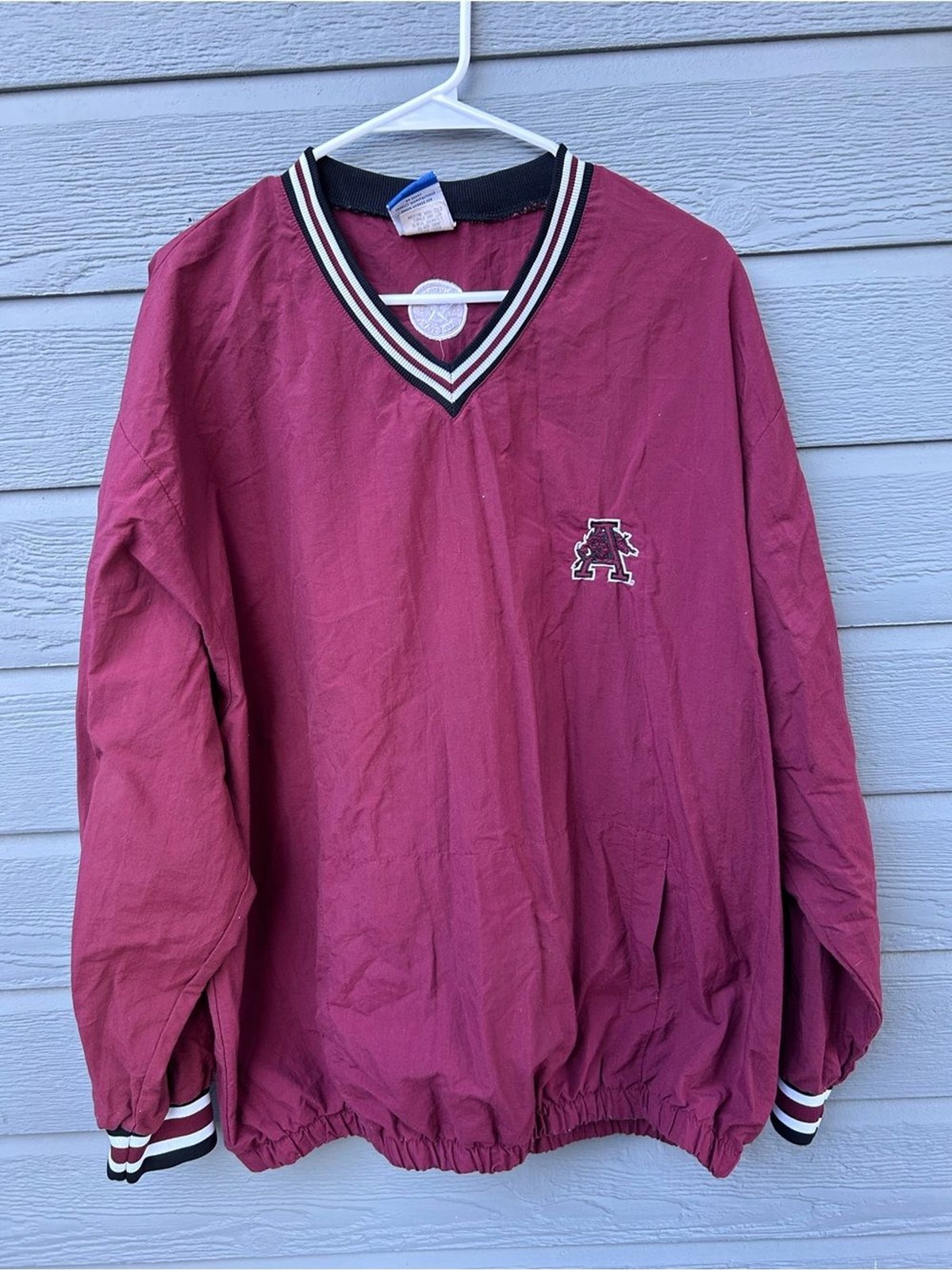 Converse, Vintage Converse Arkansas Razorbacks Pullover Windbreaker - mens X-Large